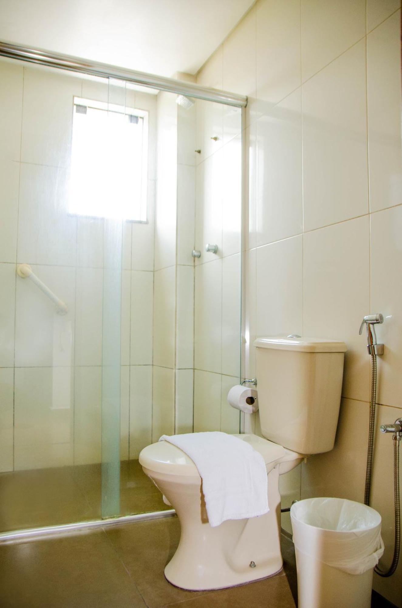 Hotel Ze Maria Pouso Alegre Bagian luar foto