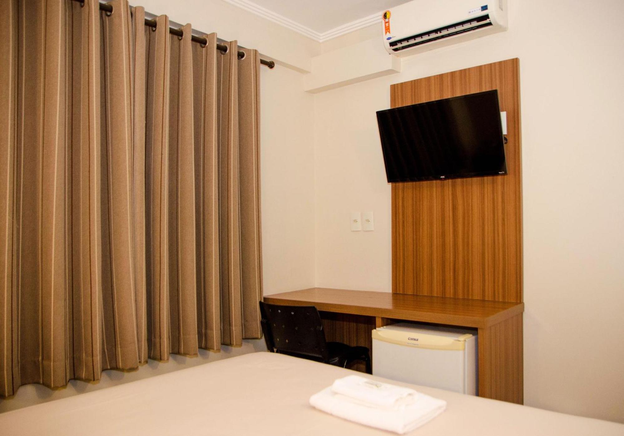 Hotel Ze Maria Pouso Alegre Bagian luar foto